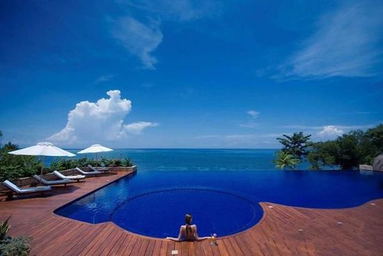 菲律賓薄荷島Eskaya Beach Resort & Spa無邊泳池，深圳市他拍檔科技有限公司